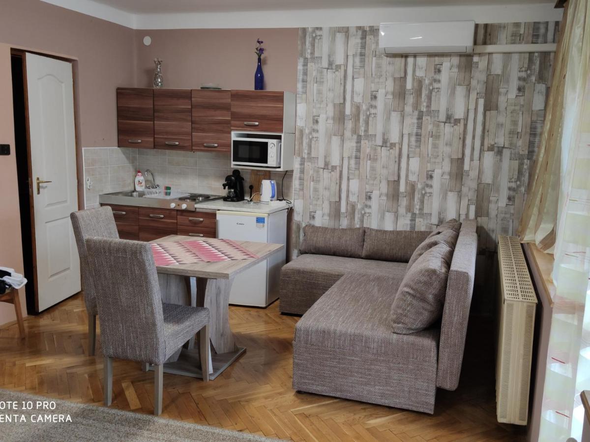 Apartman Edit Harkány Eksteriør bilde